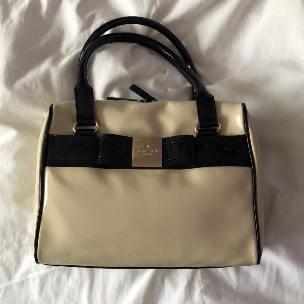 EUC Kate Spade Patent Leather Bow Bag